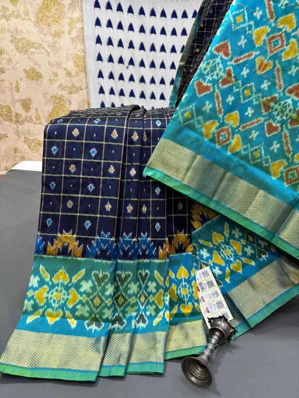 Pochammpalli_Designer_Printed_And_Dolla_Silk_Fabric_Sarees