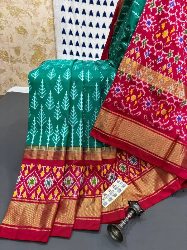 Pochammpalli_Designer_Printed_And_Dolla_Silk_Fabric_Sarees