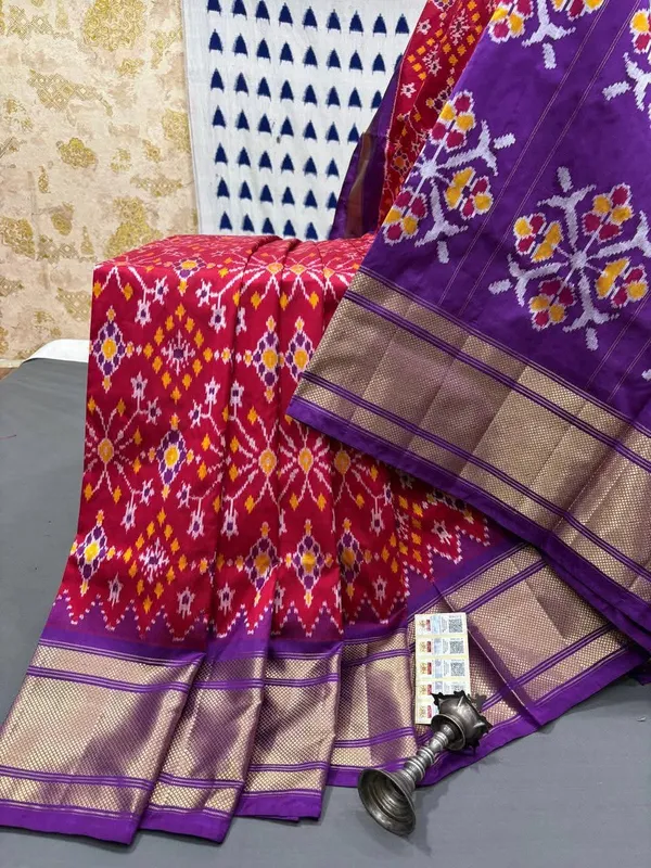 Pochammpalli_Designer_Printed_And_Dolla_Silk_Fabric_Sarees