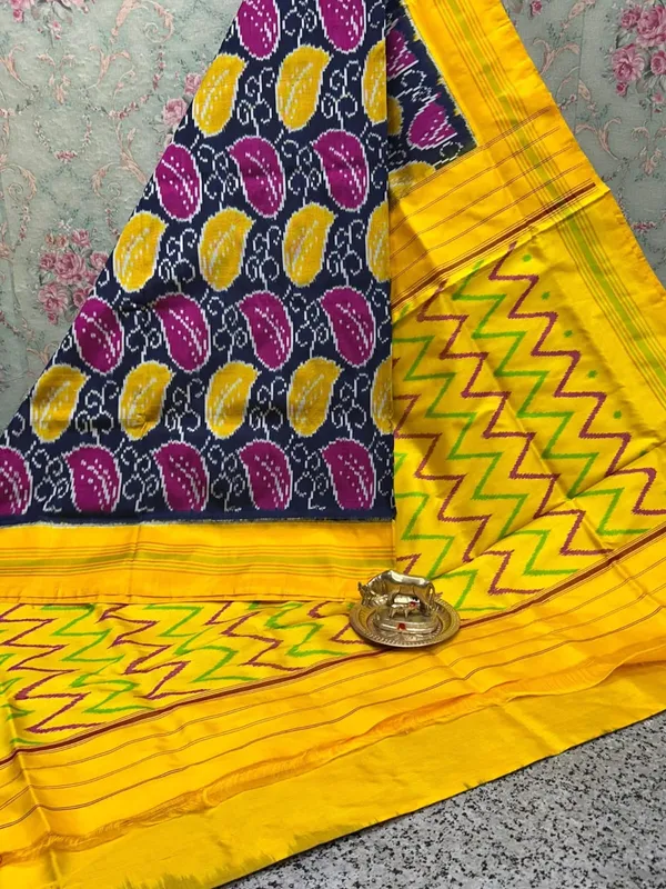 Pochammpalli_Designer_Printed_And_Dolla_Silk_Fabric_Sarees