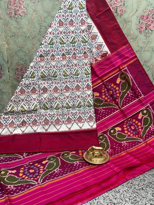 Pochammpalli_Designer_Printed_And_Dolla_Silk_Fabric_Sarees