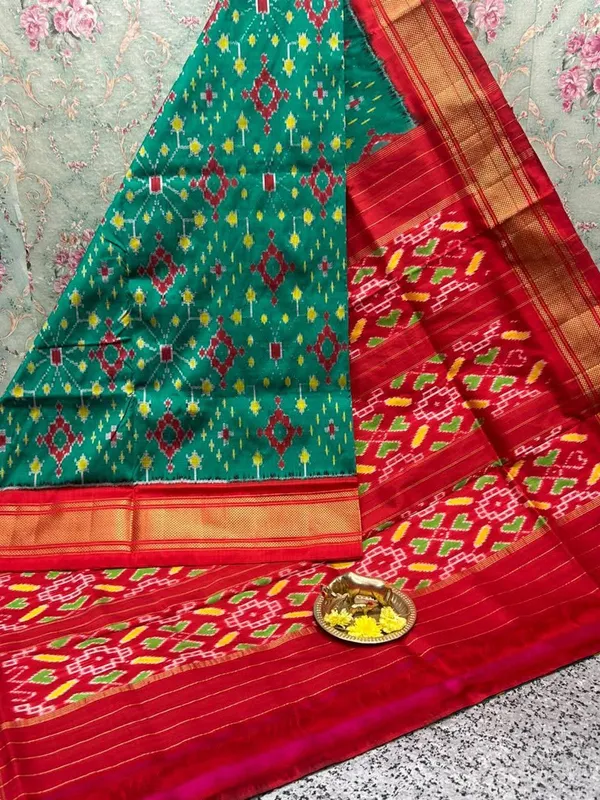 Pochammpalli_Designer_Printed_And_Dolla_Silk_Fabric_Sarees