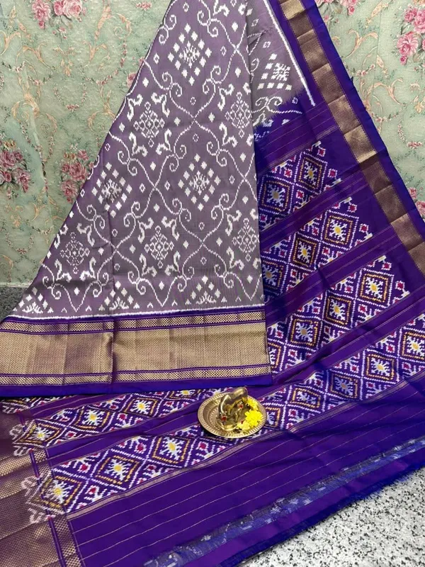 Pochammpalli_Designer_Printed_And_Dolla_Silk_Fabric_Sarees