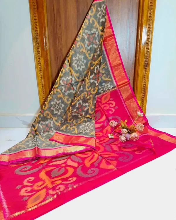 Pochampalli_Designer_Printed_And_Dolla_Silk_Fabric_Sarees