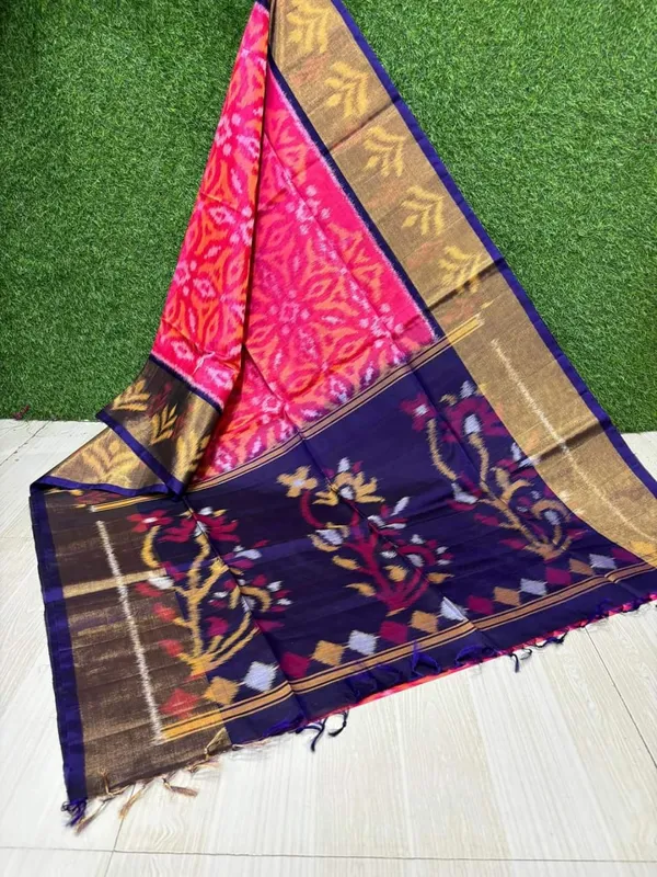 Pochampalli_Designer_Printed_And_Dolla_Silk_Fabric_Sarees