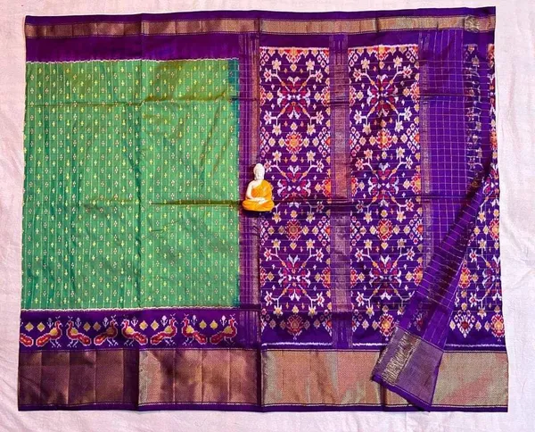 Pochampally_Ikkat_Sareee