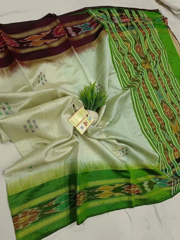 Cotton_Silk_Saree_With_Intricate_Temple_Border_Design