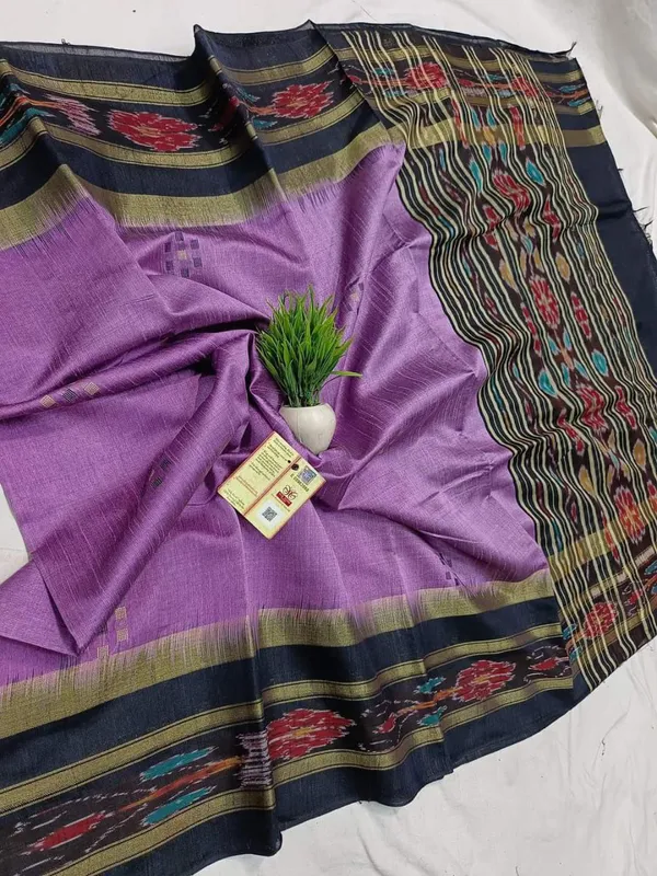 Cotton_Silk_Saree_With_Intricate_Temple_Border_Design