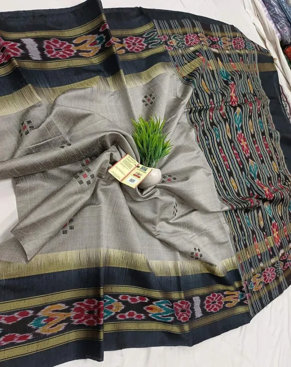 Cotton_Silk_Saree_With_Intricate_Temple_Border_Design