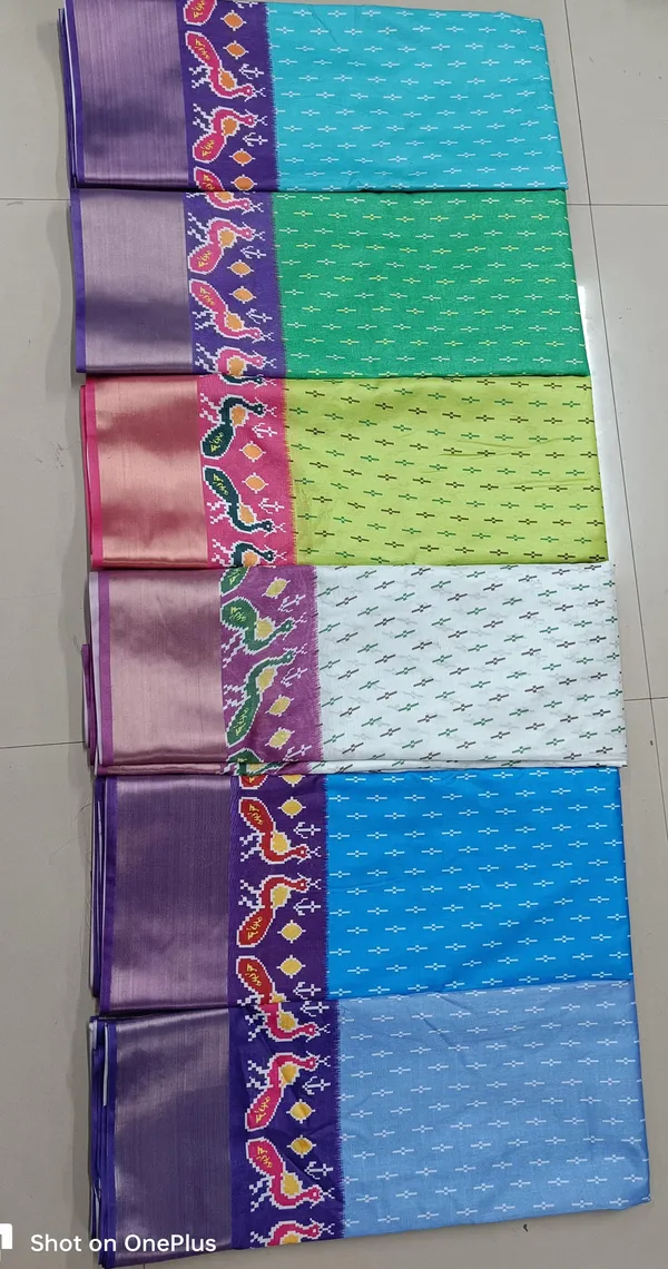 Pochampally_Ikkat_Sareee