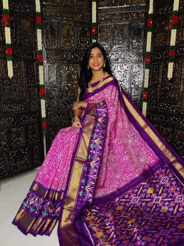 Pochampalli_Designer_Printed_And_Dolla_Silk_Fabric_Sarees