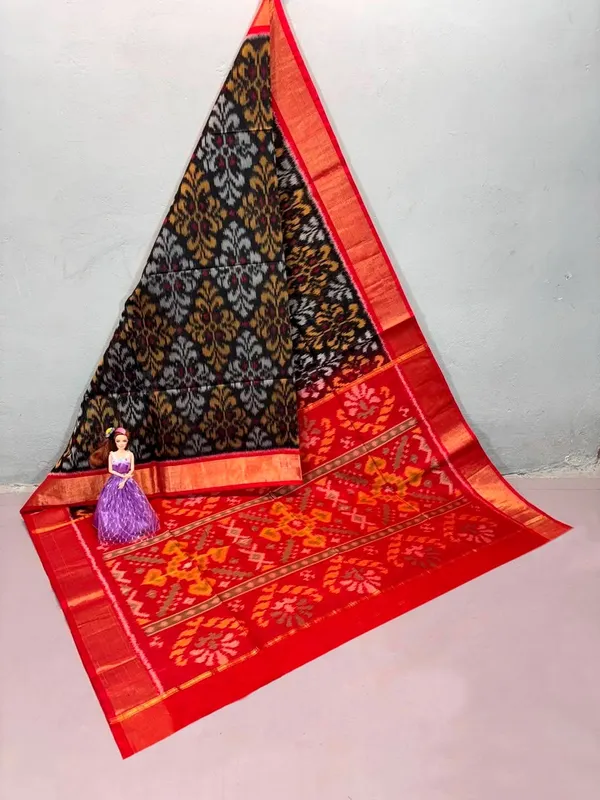 Pochampalli_Designer_Printed_And_Dolla_Silk_Fabric_Sarees