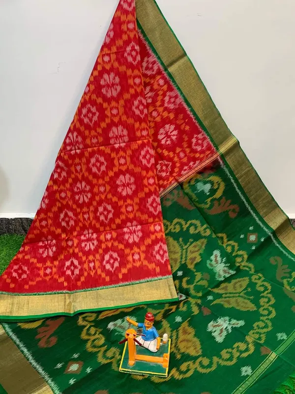 Pochampalli_Designer_Printed_And_Dolla_Silk_Fabric_Sarees