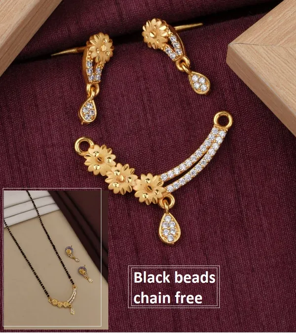 Elegant_Floral_Design_Micro_Gold_Plated_AD_Pendant_Set