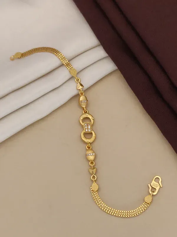micro_gold_plated_ad_diamond_studed_fancy_infinity_baracelet