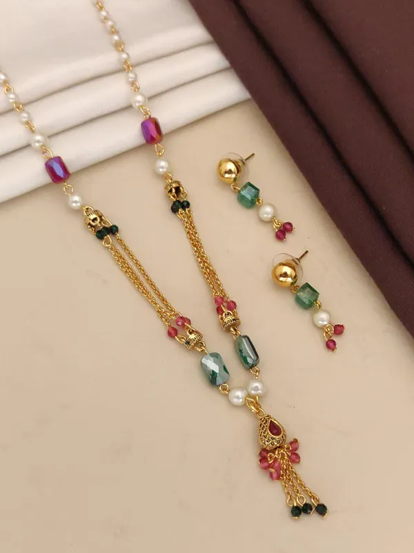 Designer_High_Gold_Plated_Ad_Diamond_Studed_Fancy_Crystle_Pearl_Mala_With_Earring