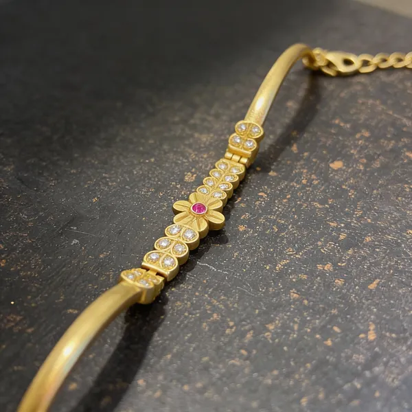 micro_gold_plated_ad_diamond_studed_daily_wear_fancy_flower_bracelet