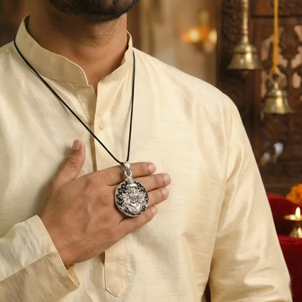 Baktha_Anjaneya_Antique_Finish_Pendant
