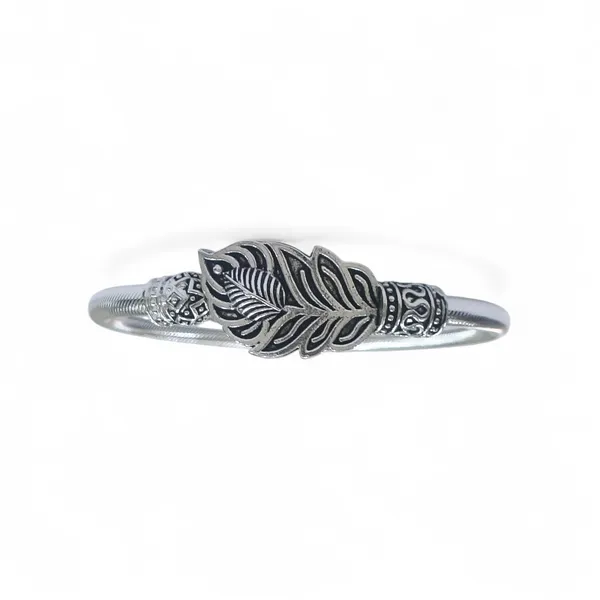 Peacock_Feather_Bracelet_(Adjustable)_Light_Weight