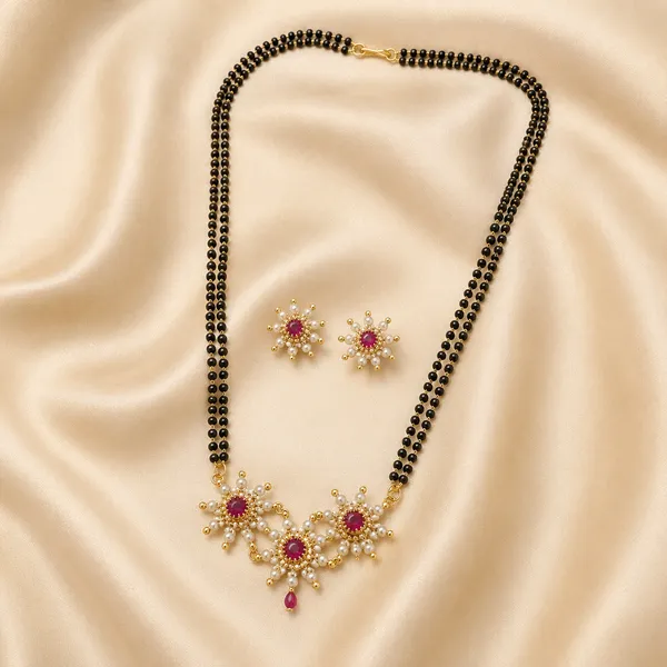 Elegant_Black_Bead_Mangalsutra_Set_With_Fancy_Moti_Floral_Pendant_&_Matching_Earrings_For_Women_&_Girls