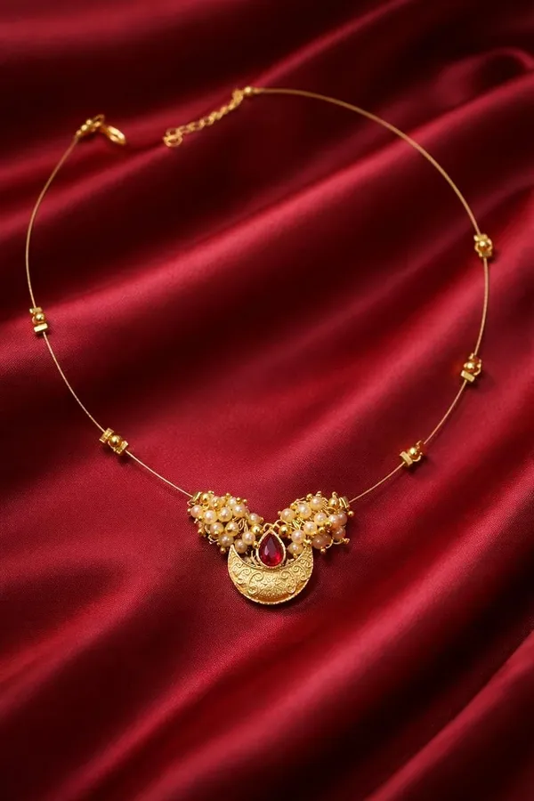 Invisible_Necklace_For_Women|Gold_Plated_Chandrakor_Floral_Pendant_Necklace_For_Girls
