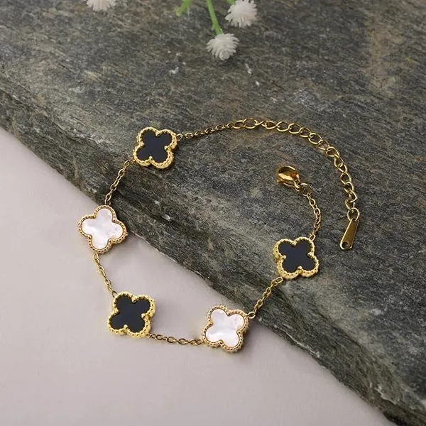 Clover_Anti_Tarnish_Bracelet_for_Women_Stylish_|_Stainless_Steel_Bracelet_for_Woman_|_Fashion_Jewellery_for_Women_Aesthetic_Accessories_for_Girls_Chain_Bracelet_Gold