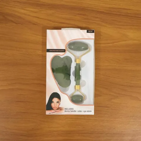 Natural_Jade_Facial_Roller_Massager,_Dual-Ended_Beauty_Tool_with_Metal_Frame,_Anti-Aging_Face_and_Eye_Massage_Tool_for_Wrinkle_Reduction_and_Muscle_Relaxation