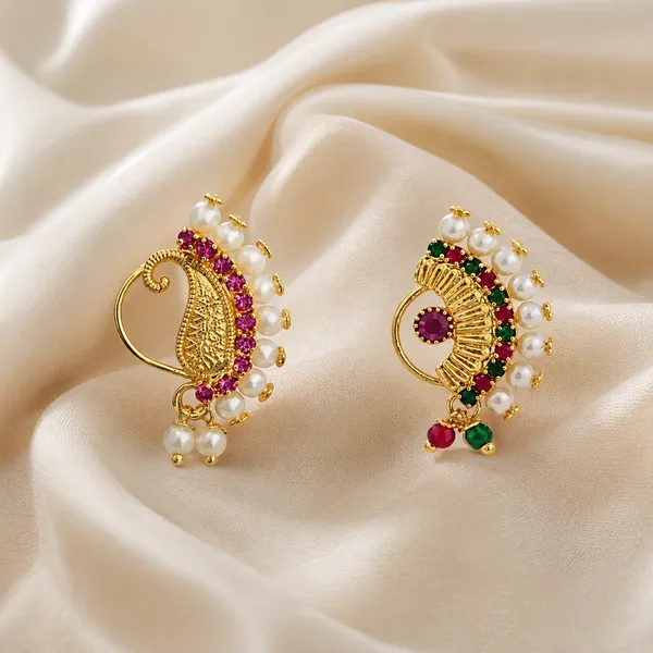 Ethnic_Maharashtrian_Pressing_Nath_Combo_Set_With_Border_&_Stone_Detailing_For_Women