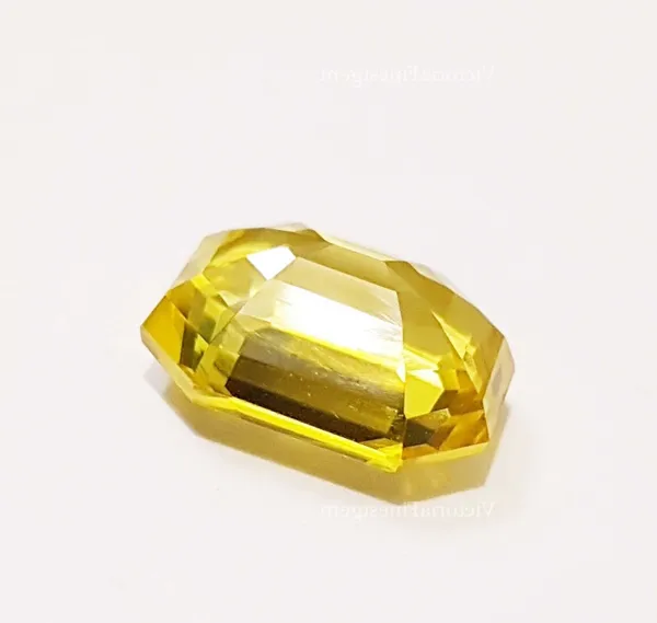 9.25_Ratti_Yellow_Sapphire_Pukhraj_Natural_Loose_Gemstone