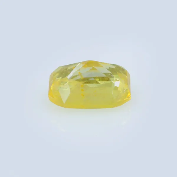 5.25_Ratti_Yellow_Sapphire_Natural_Loose_Gemstone