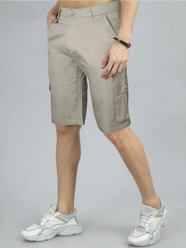 The_Utility_Short