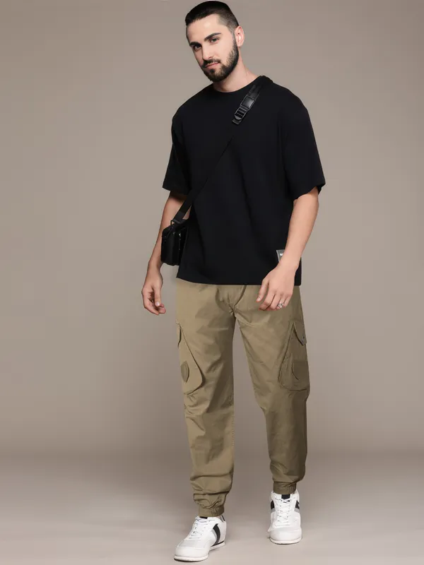JB_Just_Black_Men's_Regular_Fit_Joggers