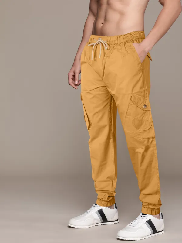 JB_Just_Black_Men's_Regular_Fit_Joggers