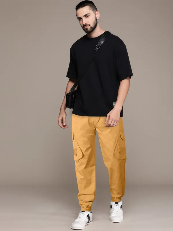 JB_Just_Black_Men's_Regular_Fit_Joggers