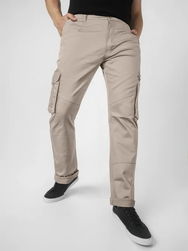 Pocket_Powerhouse_Cargo_Pants