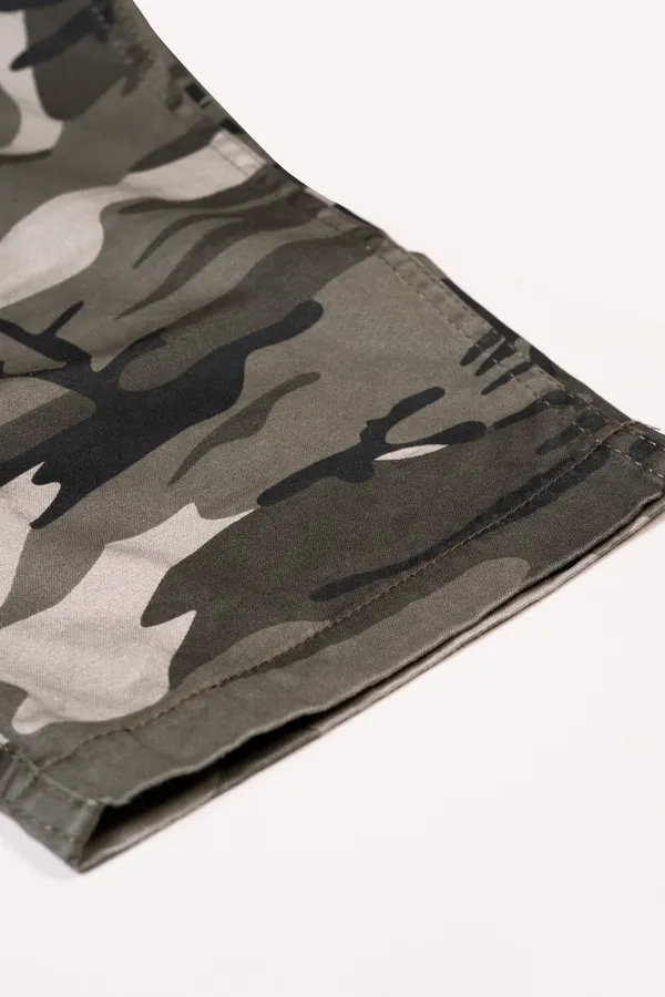 Men's_Loose_Fit_Cargo