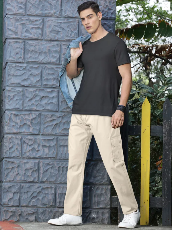 Men's_Rlaxed_Fit_Cargo_By_Just_Black