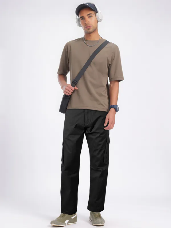 Men's_Rlaxed_Fit_Cargo_By_Just_Black