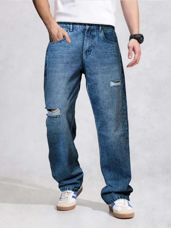 Men's_Loose_Fit_Jeans_By_Just_Black
