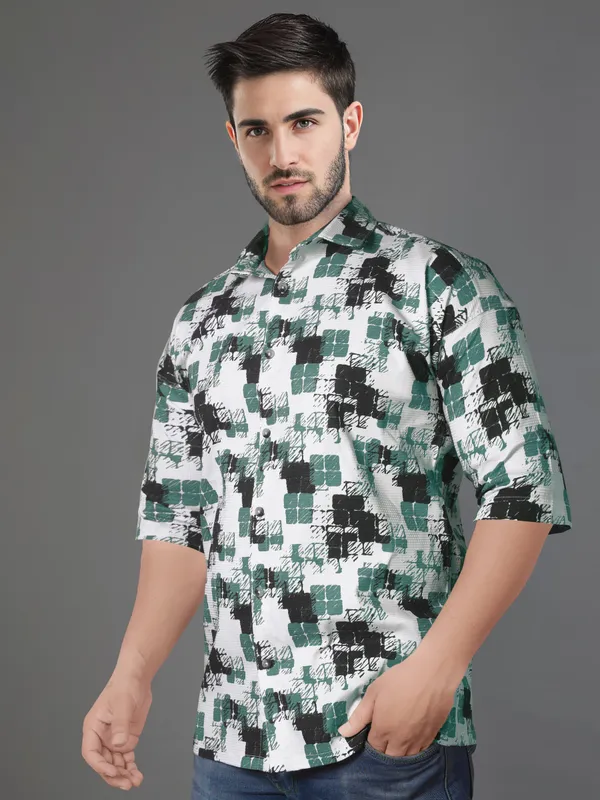 Weekend_Vibes_Men's_Shirts