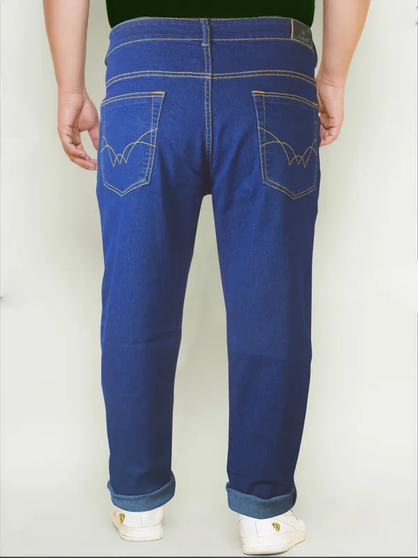 Jeans_That_Make_You_Feel_Amazing:_Plus_Size