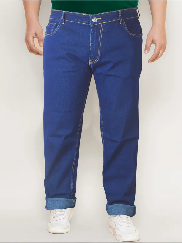 Jeans_That_Make_You_Feel_Amazing:_Plus_Size