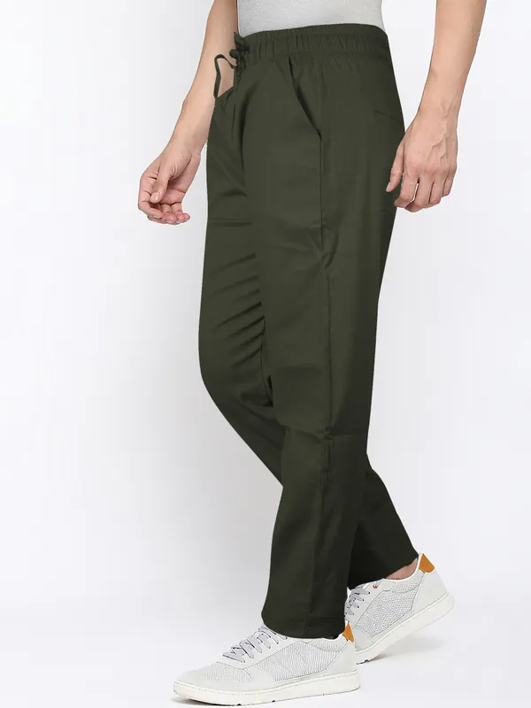The_Dune_Pant:_Suggests_a_relaxed,_natural_landscape.