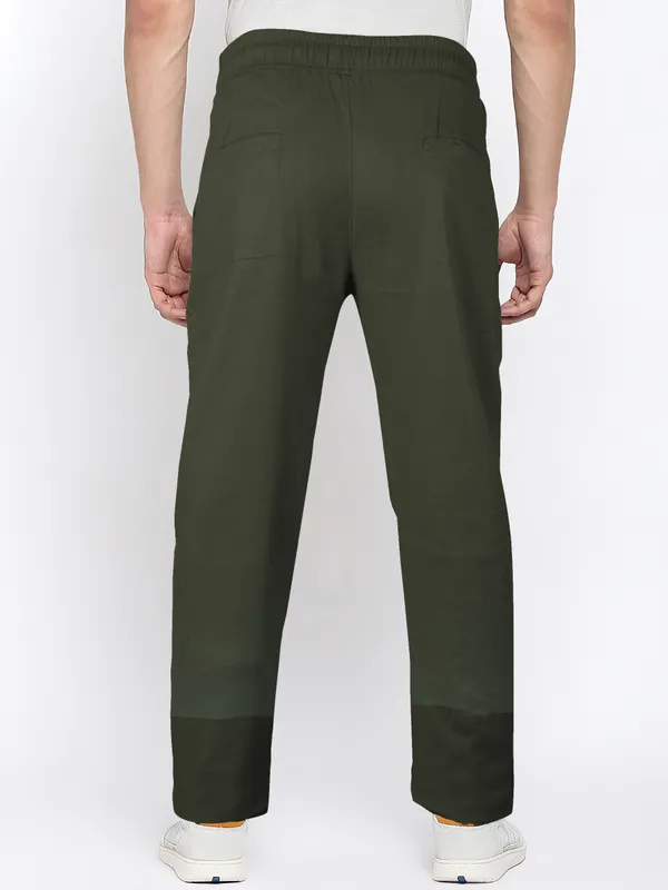The_Dune_Pant:_Suggests_a_relaxed,_natural_landscape.