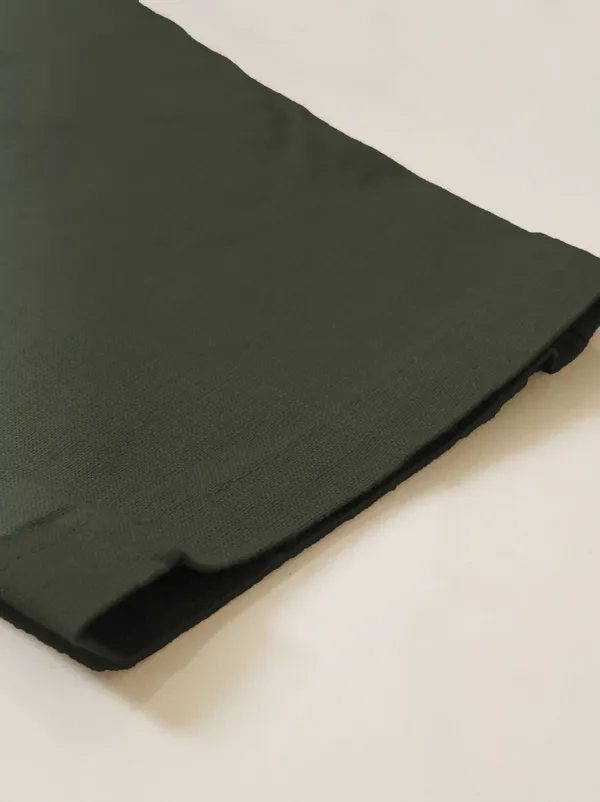 The_Dune_Pant:_Suggests_a_relaxed,_natural_landscape.