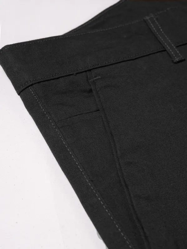 The_Structured_Edge_Trouser