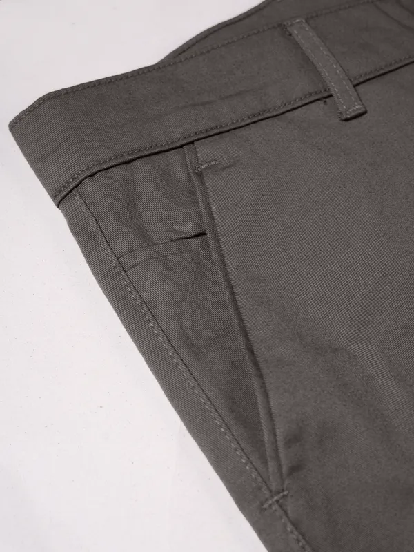 The_Defined_Fit_Trouser