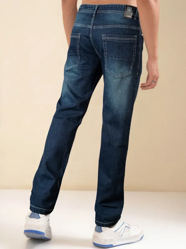 Men's_Straight_Fit_Jeans_For_Men