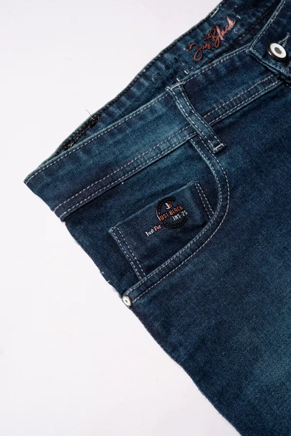 Men's_Straight_Fit_Jeans_For_Men