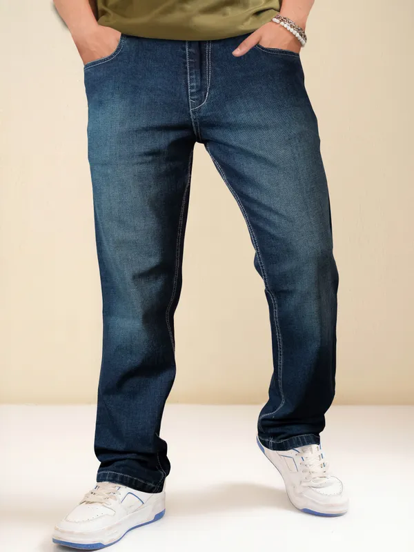 Men's_Straight_Fit_Jeans_For_Men